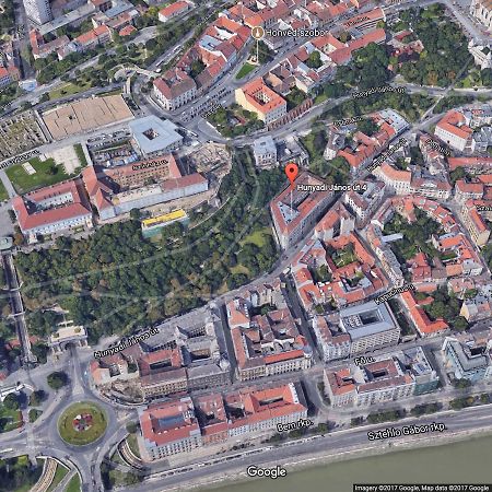 Logement Sous le Château Budapeste Exterior foto